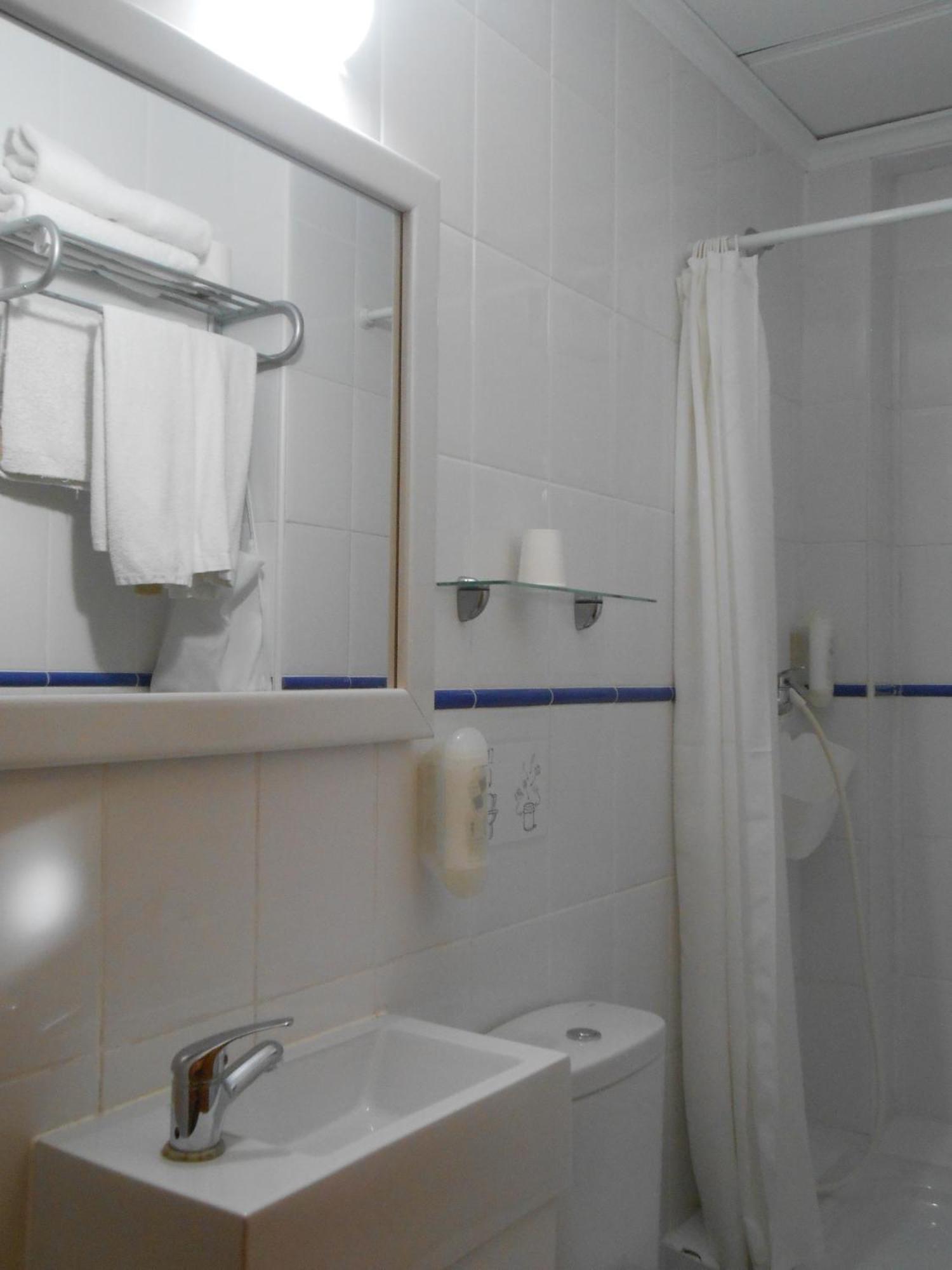 Hostal El Callejon Tarragone Extérieur photo