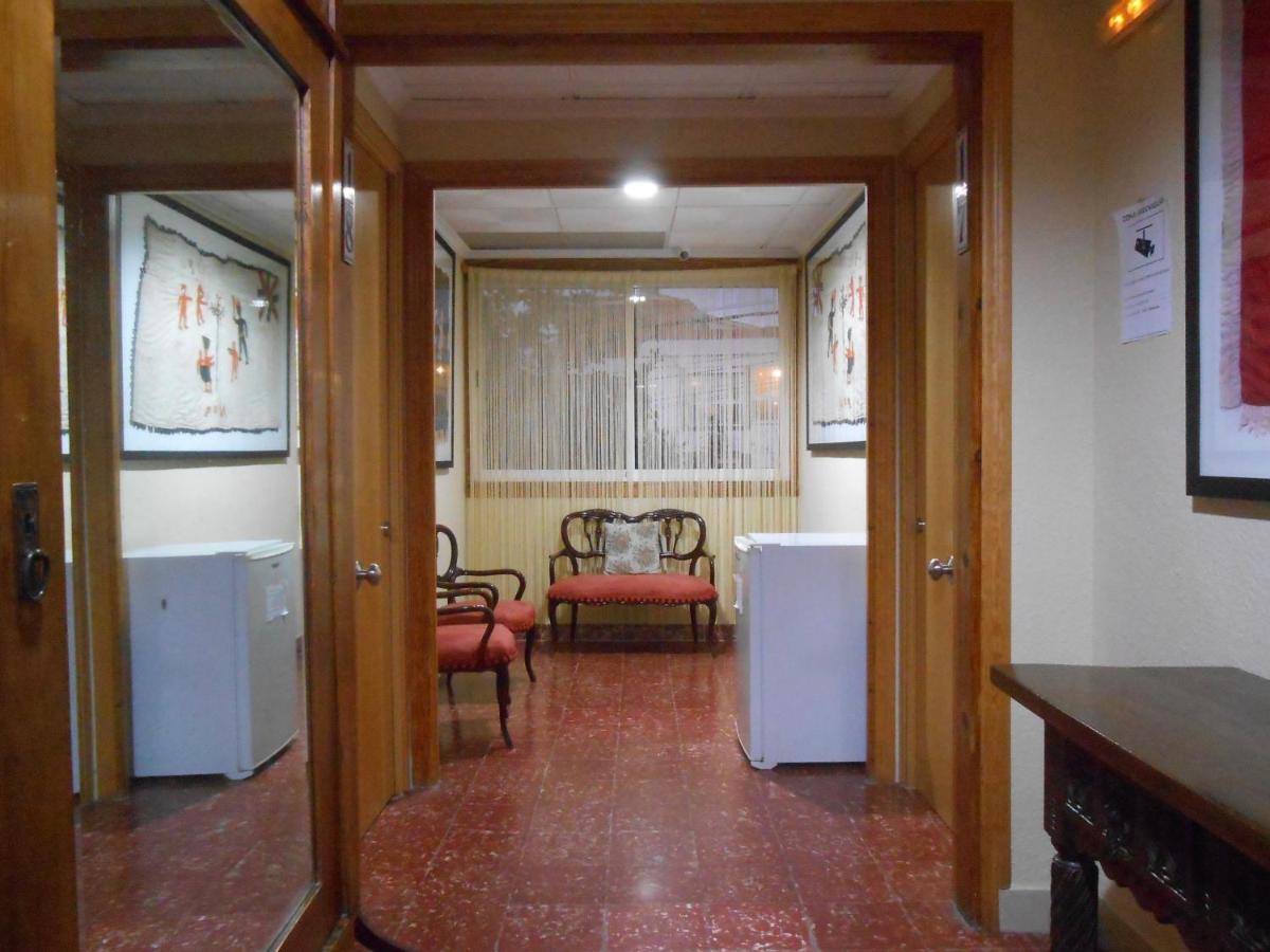 Hostal El Callejon Tarragone Extérieur photo