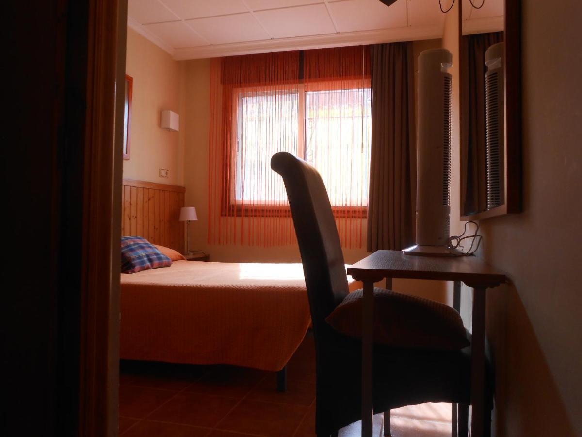 Hostal El Callejon Tarragone Extérieur photo